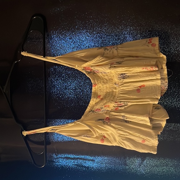 Crop top - Picture 2 of 3